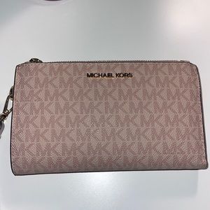 Micheal Kores wallet